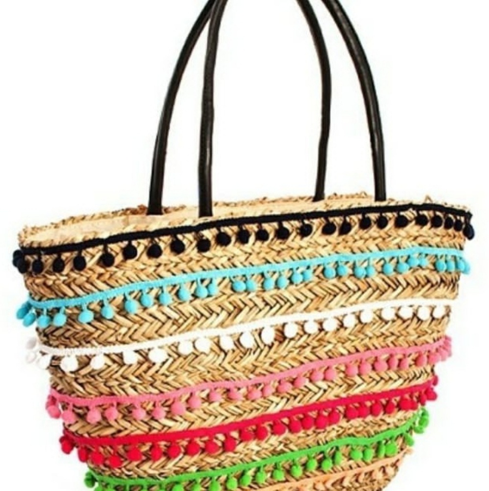 Sold - Straw multicolored fringe Tote bag